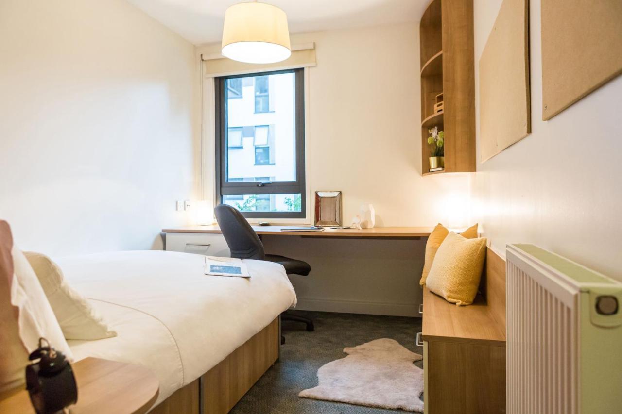Chapter Highbury I In Apartment London